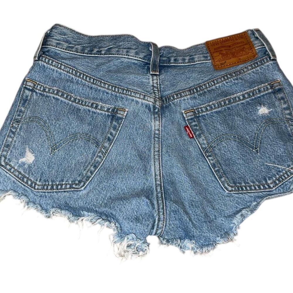 Levi's 501 Distressed denim shorts - Picture 2 of 2